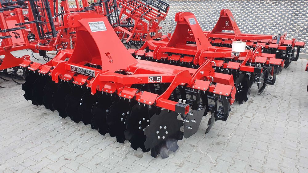 Brona talerzowa /Agregat talerzowy/ Talerzówka Euro-Masz.