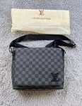 Bolsa da Louis Vuitton tiracolo