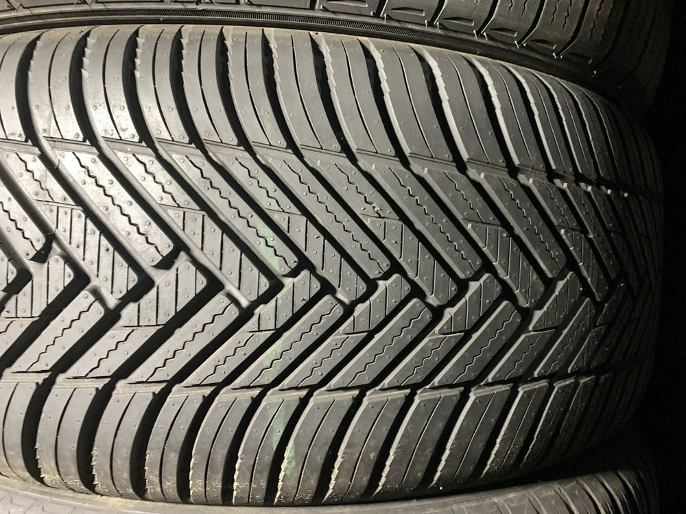 Шины б/у всесезонные  255/50 19 Hankook kinergy 4 s gen 2
