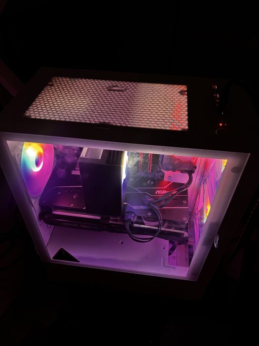 komputer gamingowy – Ryzen 5 3600 / 16GB RAM / RX 6600 XT