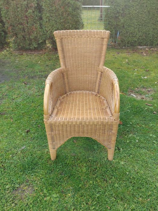 Fotel krzesło ratanowe