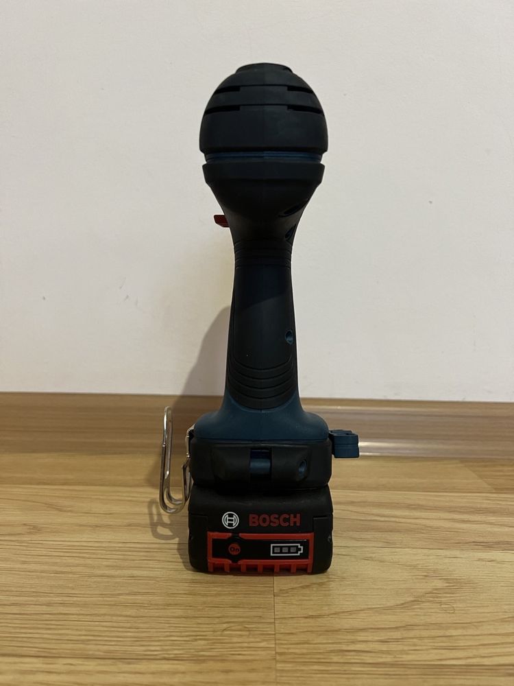 Продам шуруповерт BOSCH 18v-28