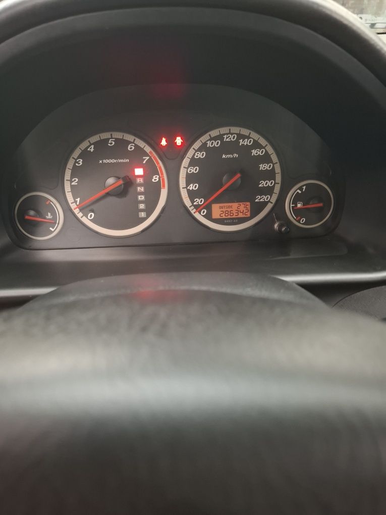 Продам Honda CR-V