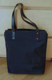 H&M - stylowa czarna torba typu shopper bag