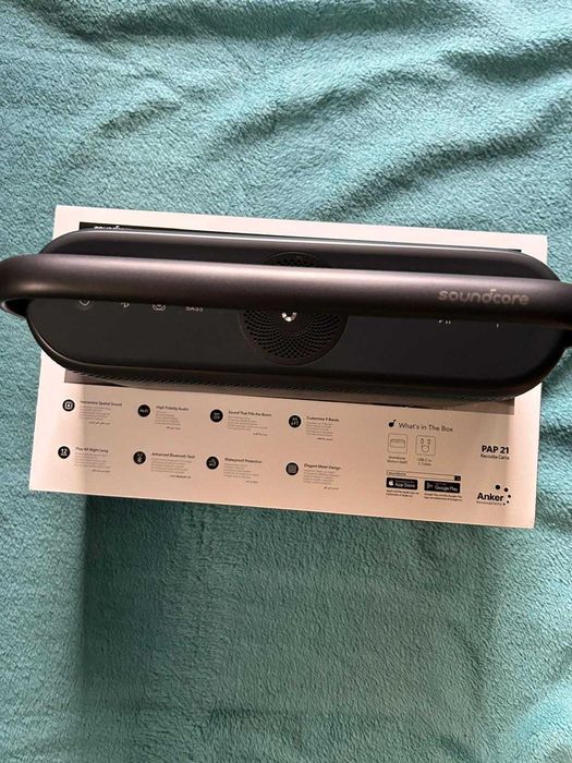 SoundcoreMotion Ubooml ZeppelinBowers