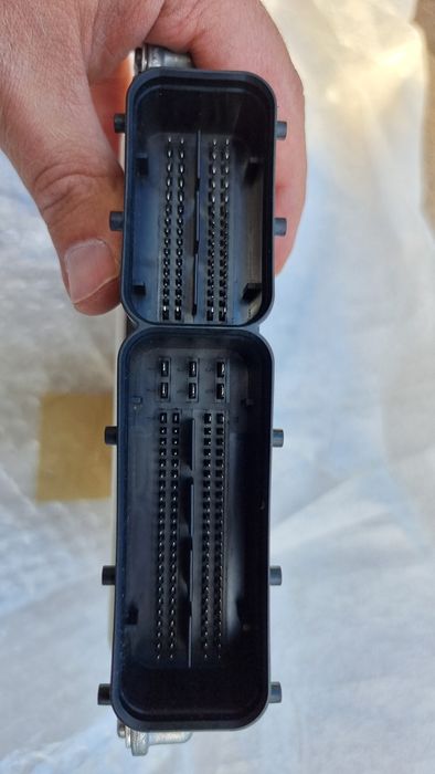 Nowy ECU Delphi 04L907445M VW 2.0 TDI – ORYGINAŁ, virgin, 1499 zł