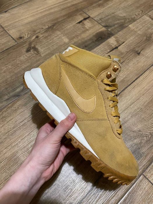 Черевики-ботинки Nike