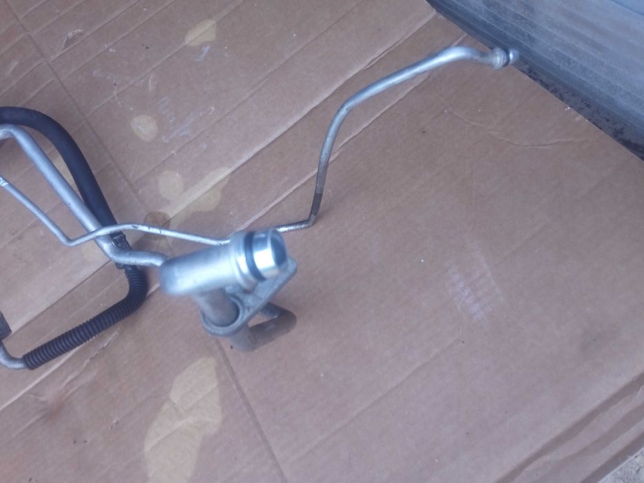 toyota AVENSIS T27 II lift T29 15-18 rurki klimatyzacji 1,6 2,0 diesel