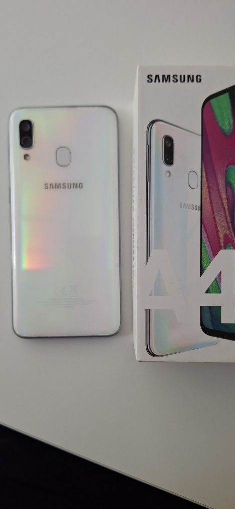 Samsung galaxy a40 64GB