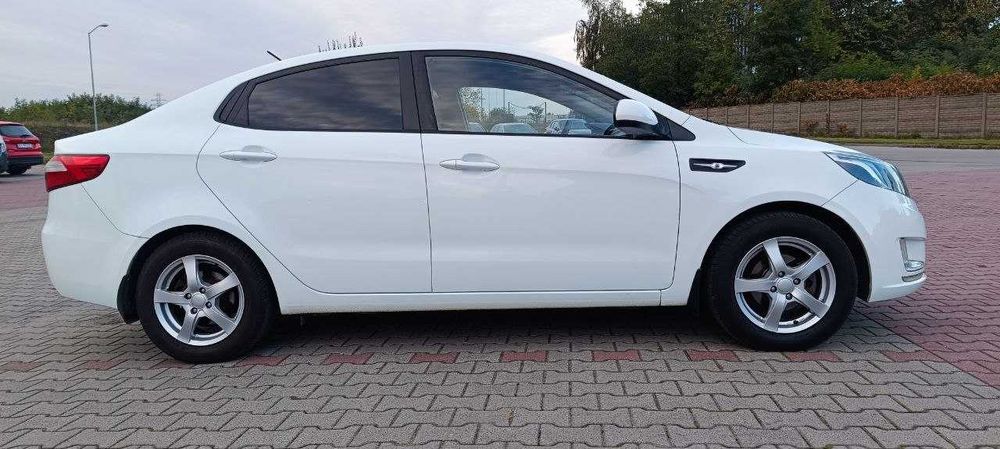Kia Rio 2013г Автомат