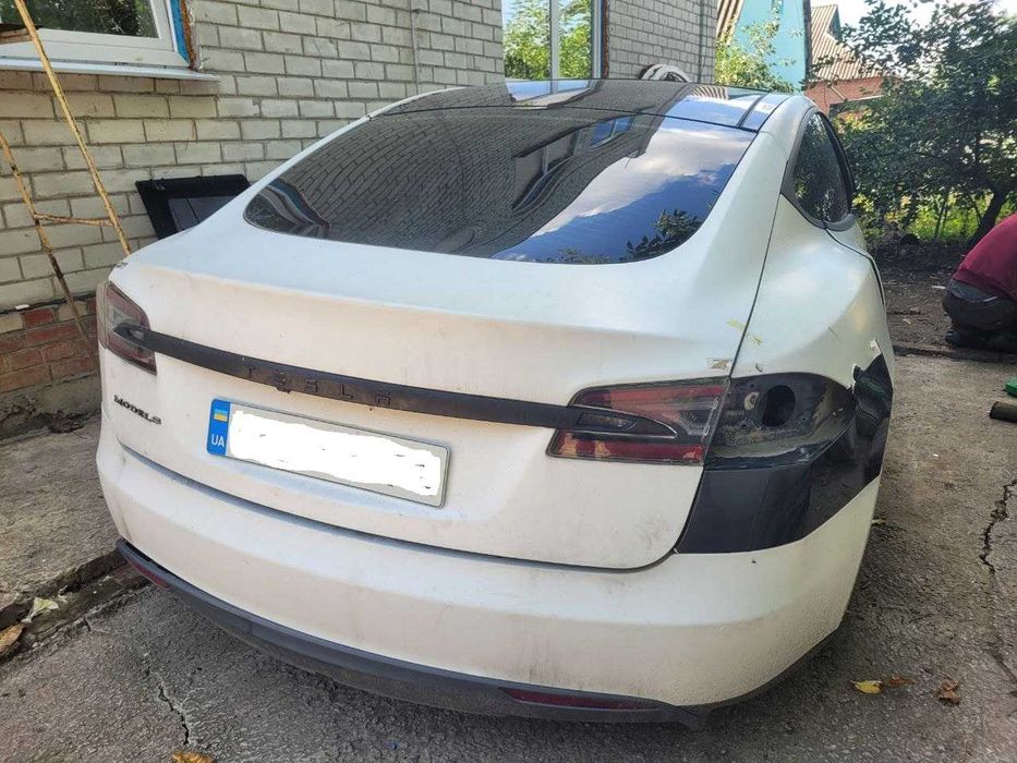 Разборка TESLA MODEL S 85D 85 kWh 2015 Dual Motor AWD (5YJS) 09.12-16