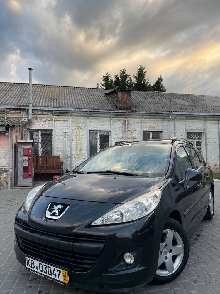 Peugeot 207 SW 1,4 бензин