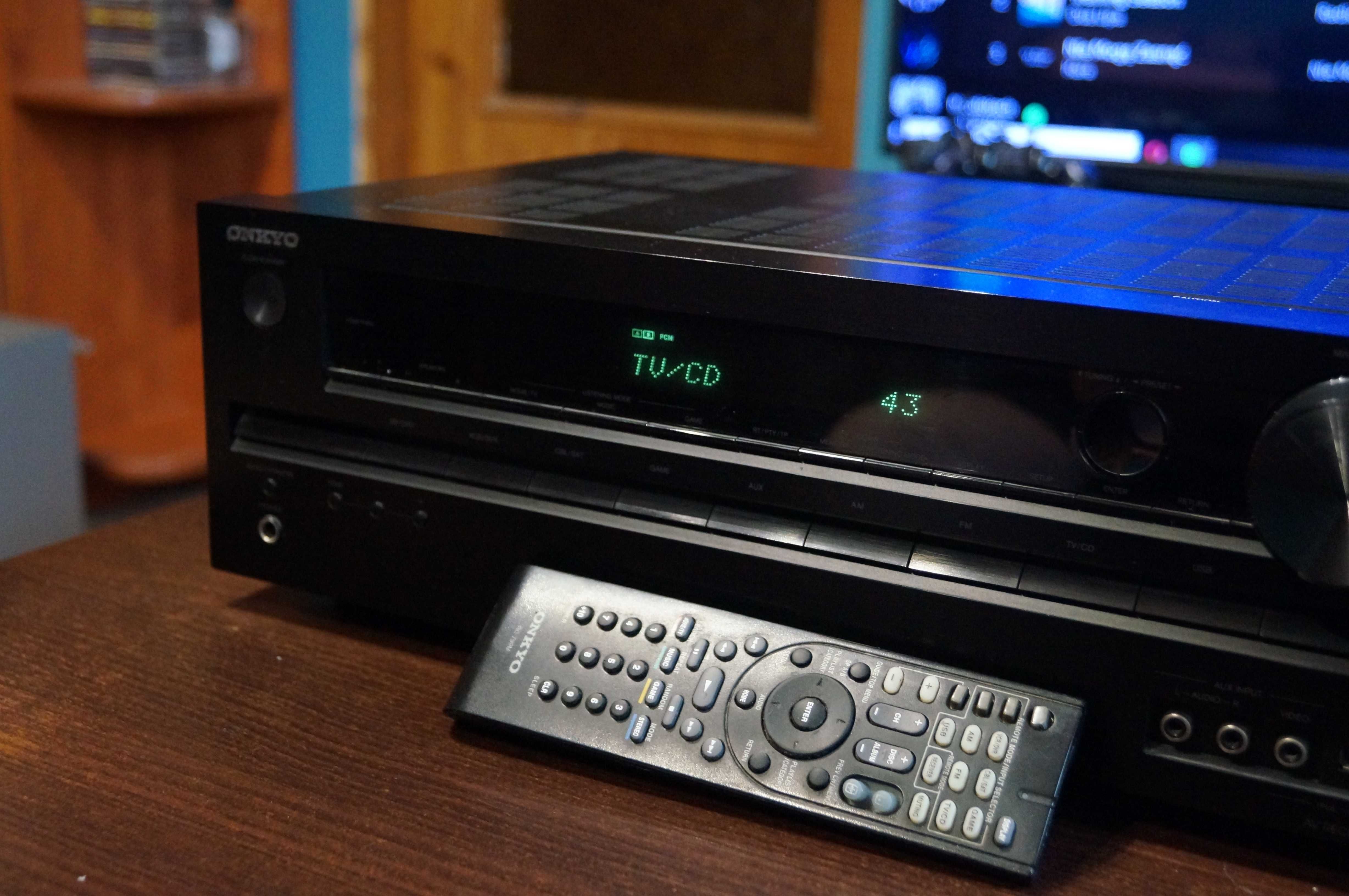 Zadbany Amplituner  Onkyo TX-SR309 z Pilotem