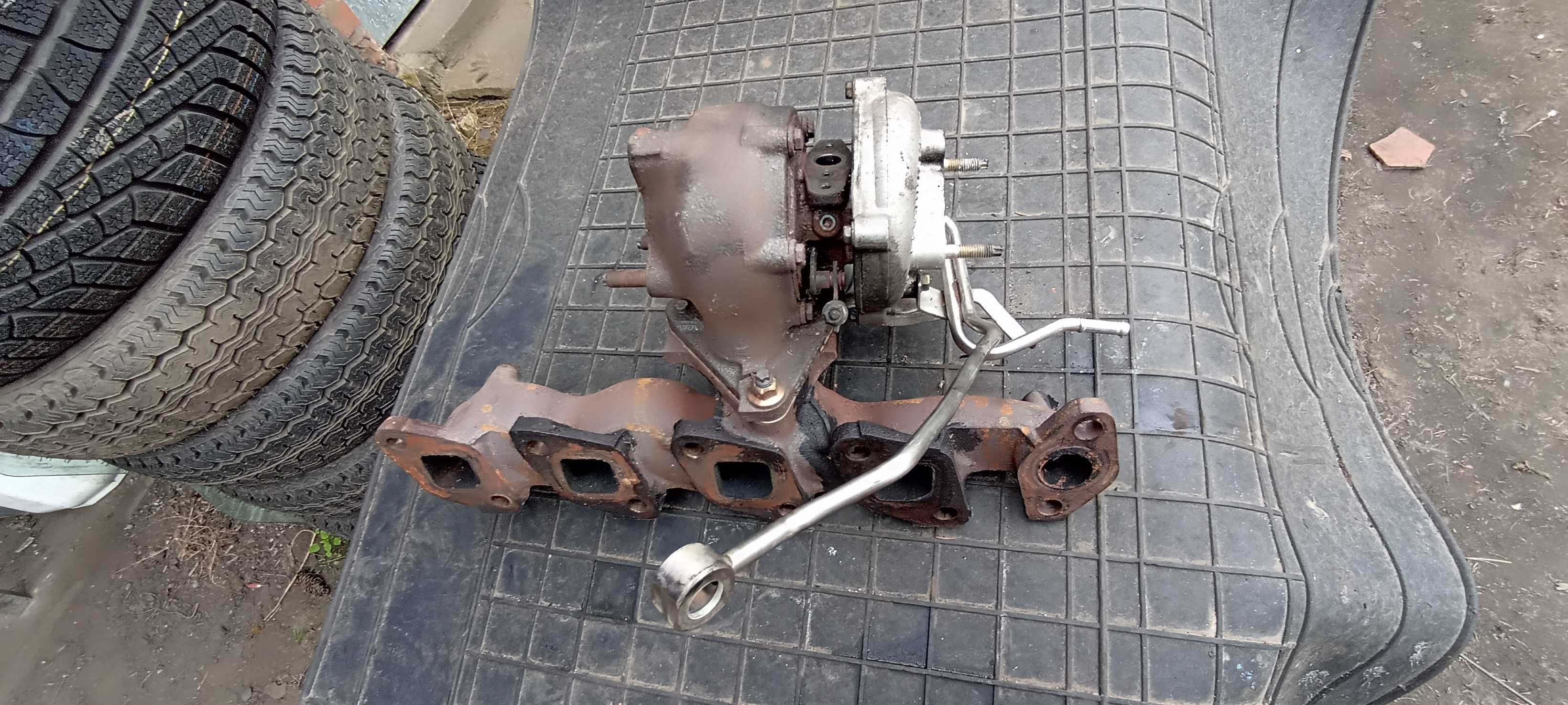 turbina turbosprężarka  kolektor x trail t30 2.2 dci