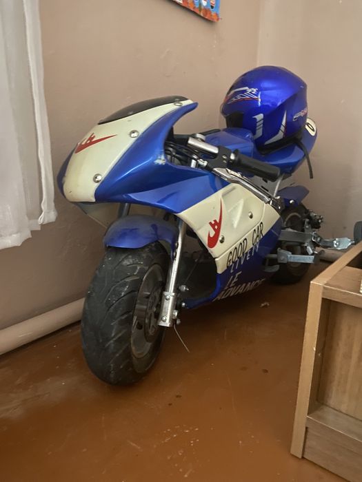 Дитячий мотоцикл