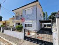 Oportunidade de investimento: Moradia bifamiliar T4 em Vila Nova da...