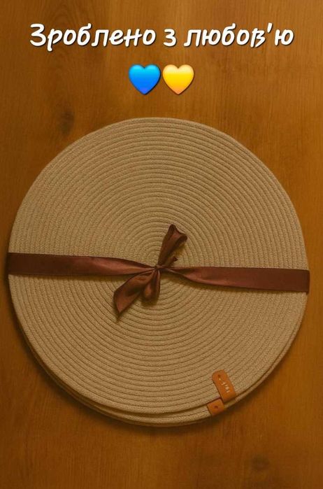 Сервірувальні серветки ручної роботи