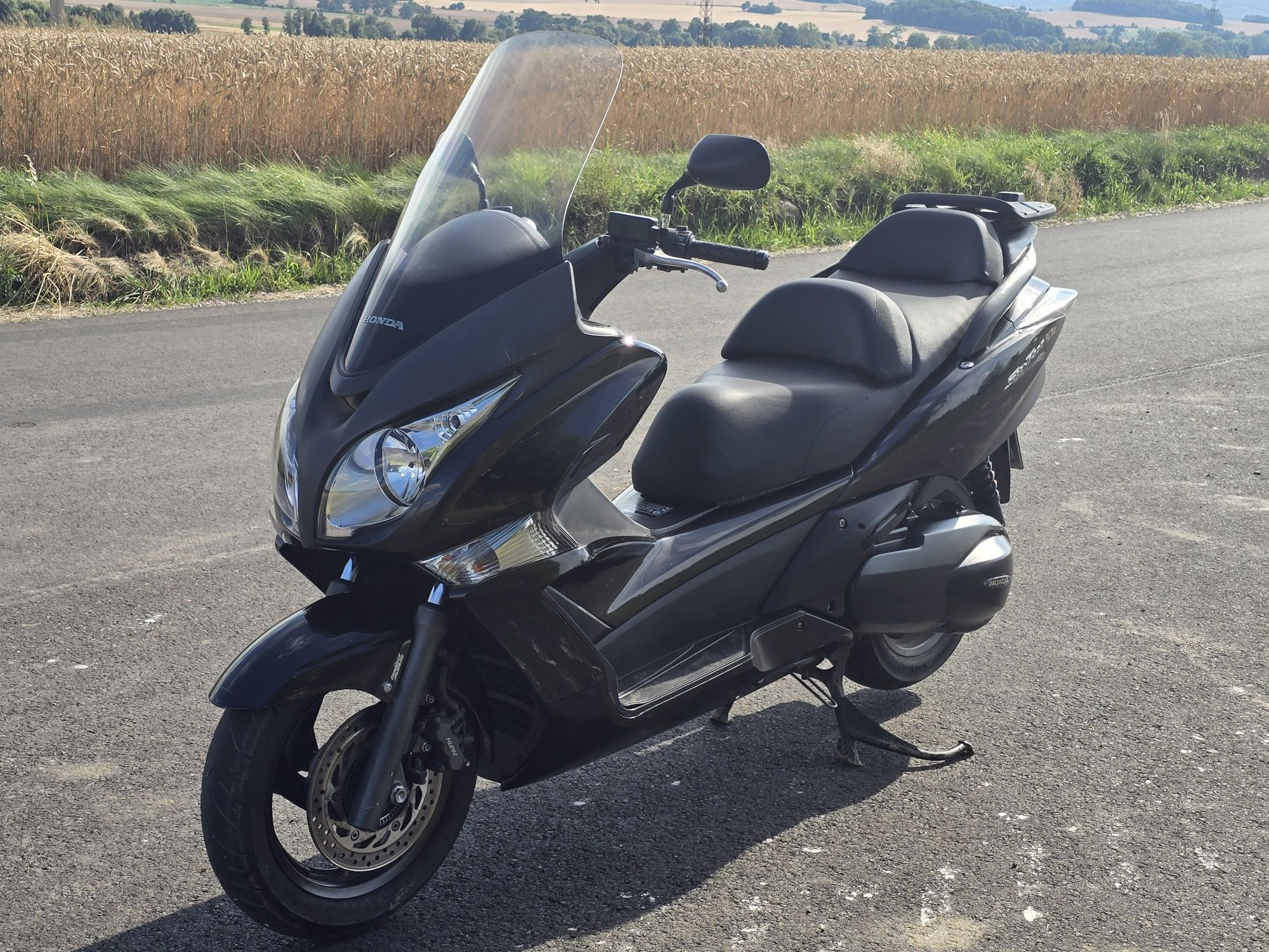 Honda Silver Wing FJS