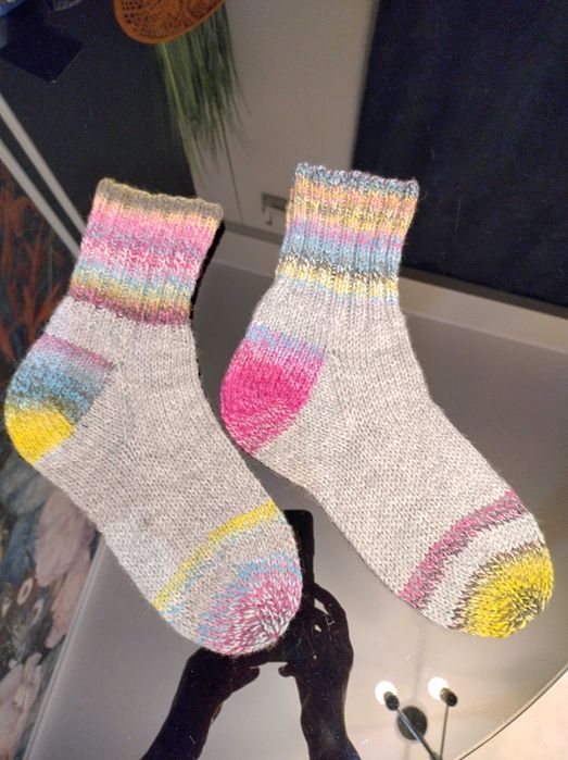 Skarpety robione ręcznie na drutach