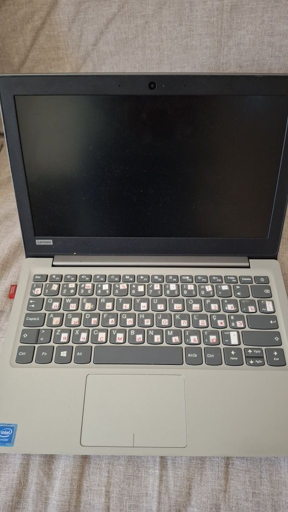 Portátil Lenovo cromebook