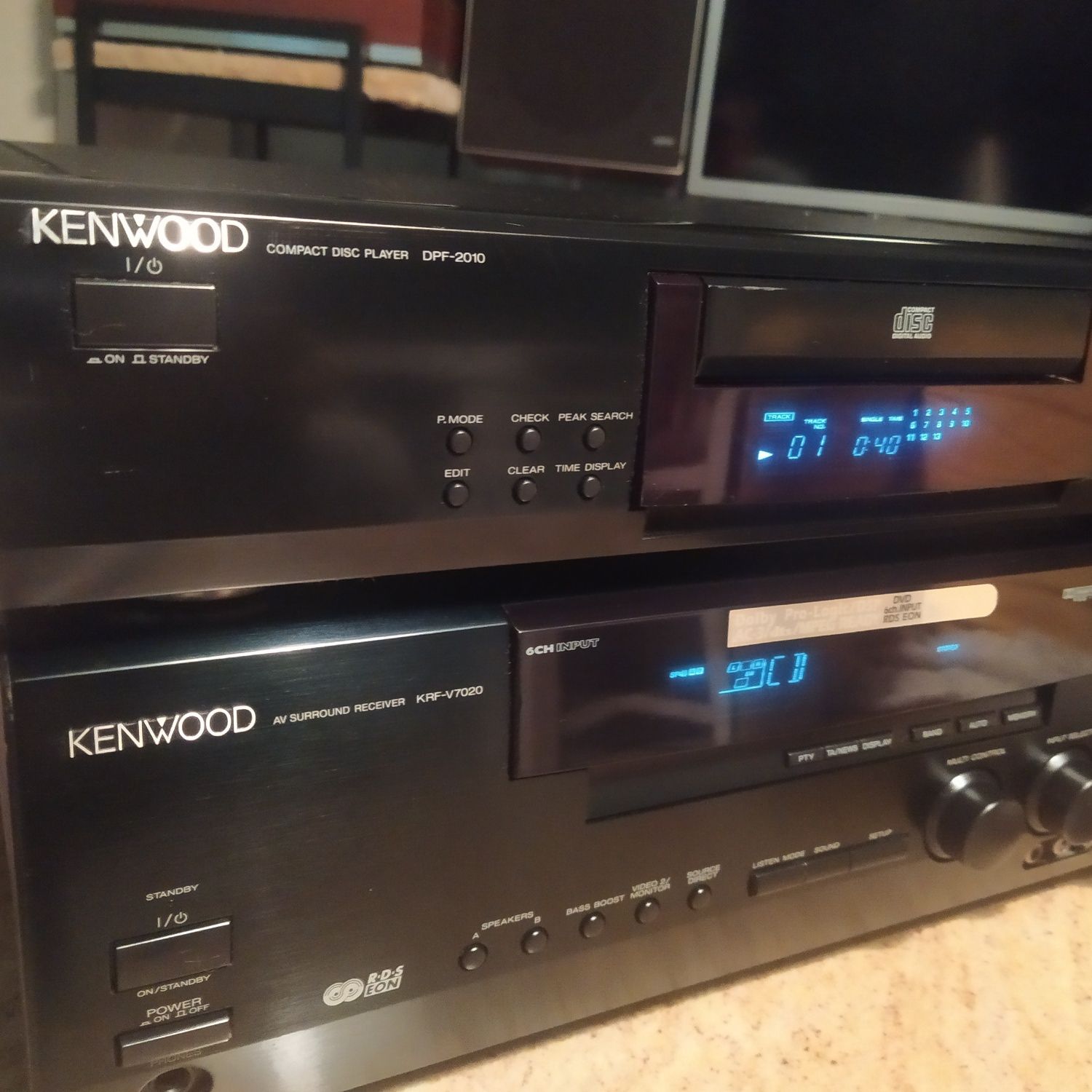 Wyprzedaż Zestaw Kenwood amplituner + CD KRF-V7020 DPF-2010