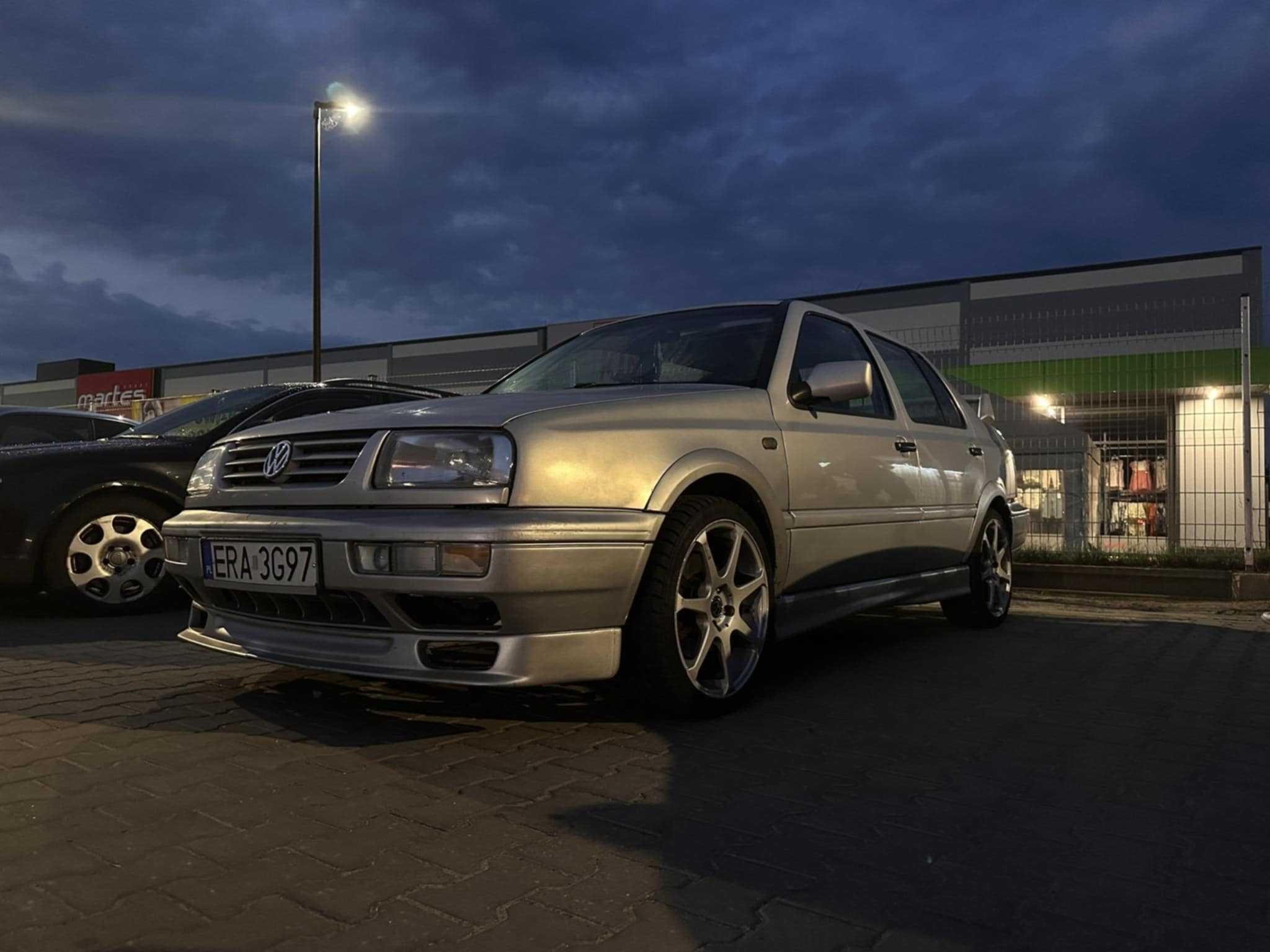 Volkswagen Vento Jetta 2.0 GT LPG Szybcy i Wściekli