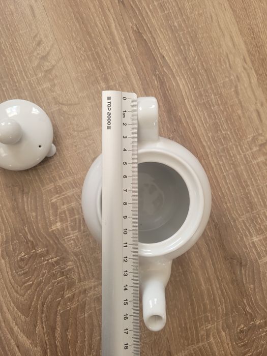 Czajniczek imbryczek porcelanowy