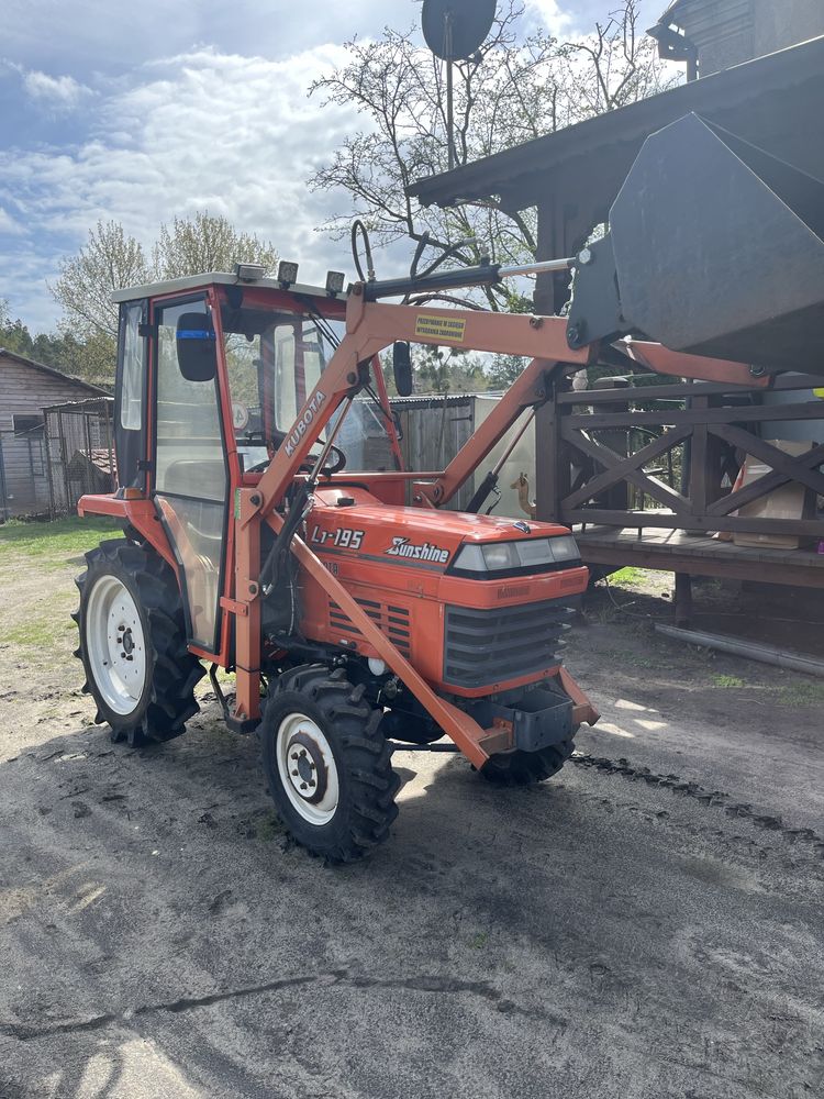 Traktor Kubota L1