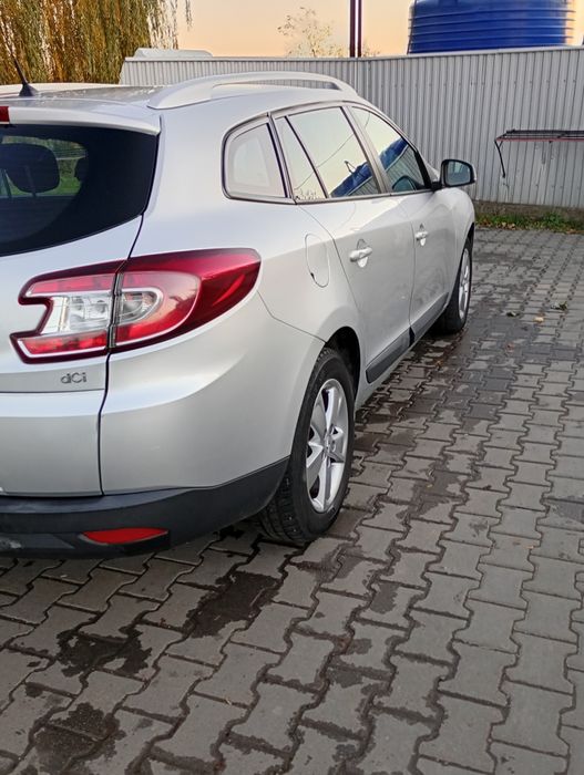 Продам Меган 2013