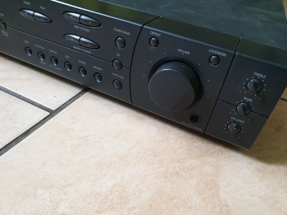 wzmacniacz GRUNDIG RCD 400 cd