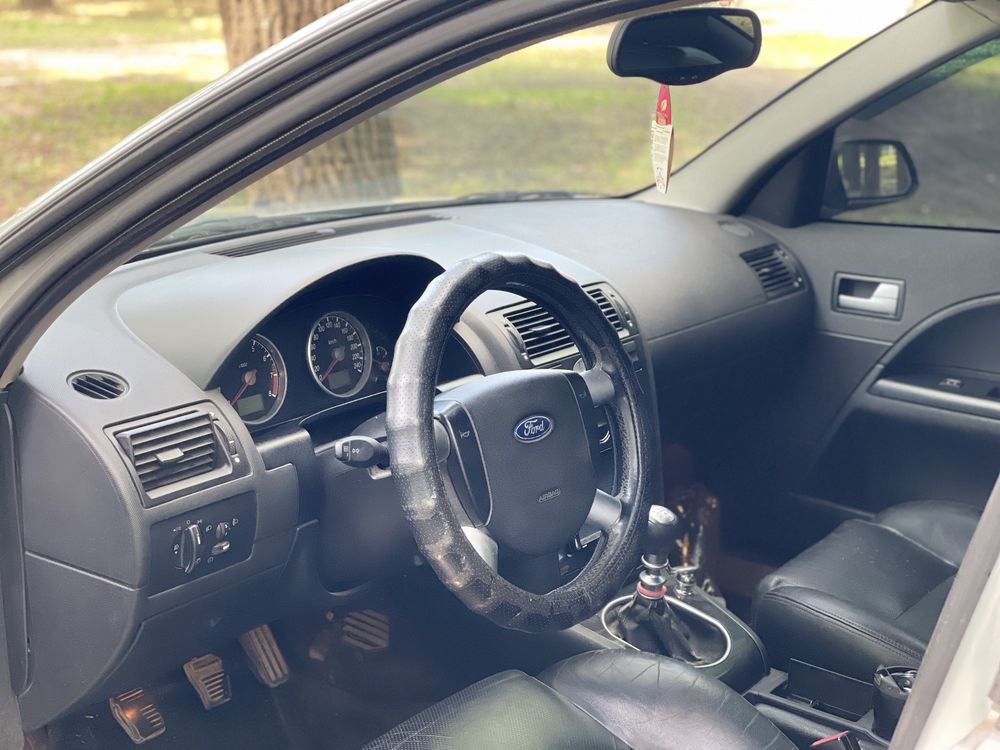 Продам Ford Mondeo