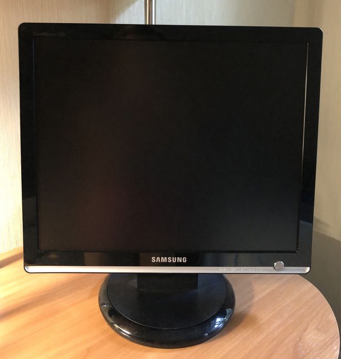 Монітор Samsung 931c