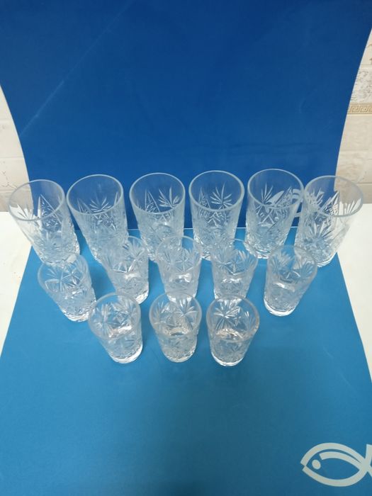 Хрустальные фужеры рюмки