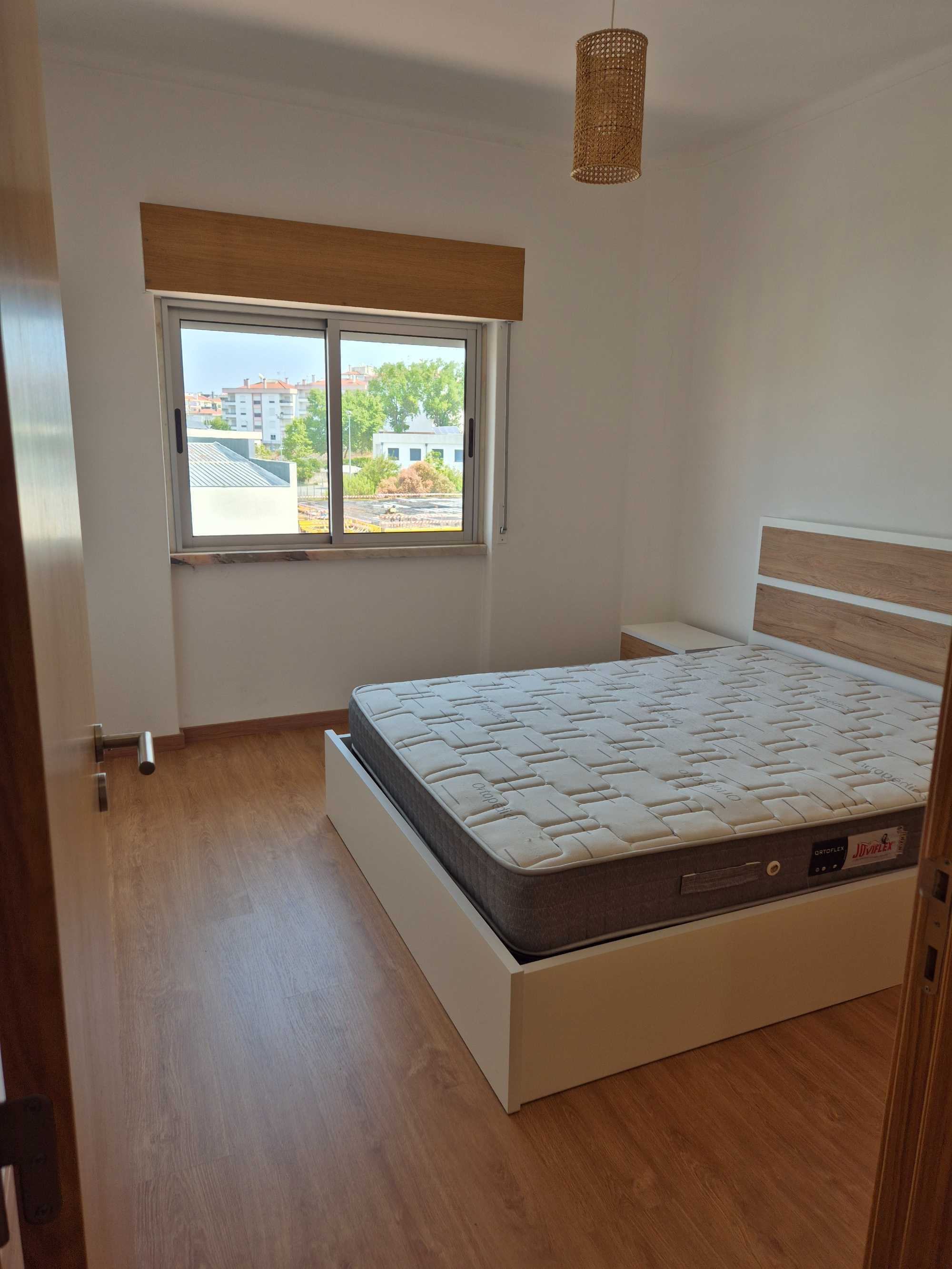Arrenda-se apartamento T2 +1