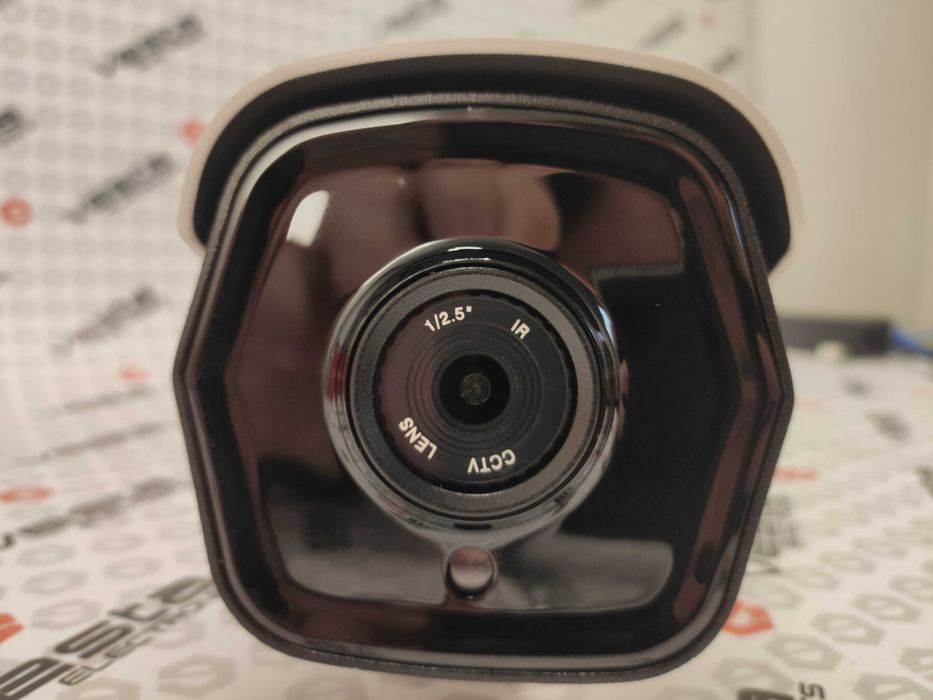 камера відеоспостереження LBF90RL400