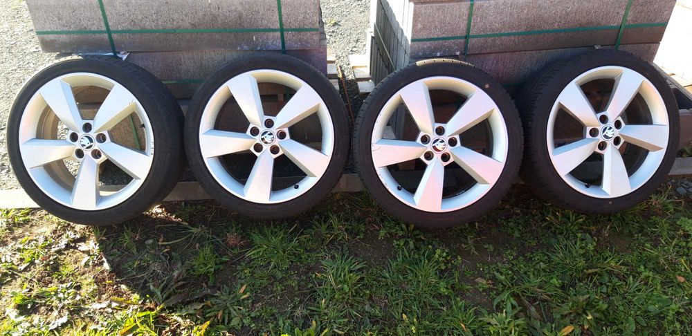 Felgi Aluminiowe Skoda Rapid Fabia 3 Vw Seat Audi  17' Cali 5X100 ET46