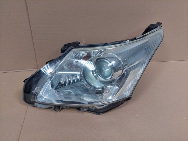 Toyota Avensis T27 09-12r lampa przód lewa Bi Xenon skrętny EU BDB KPL