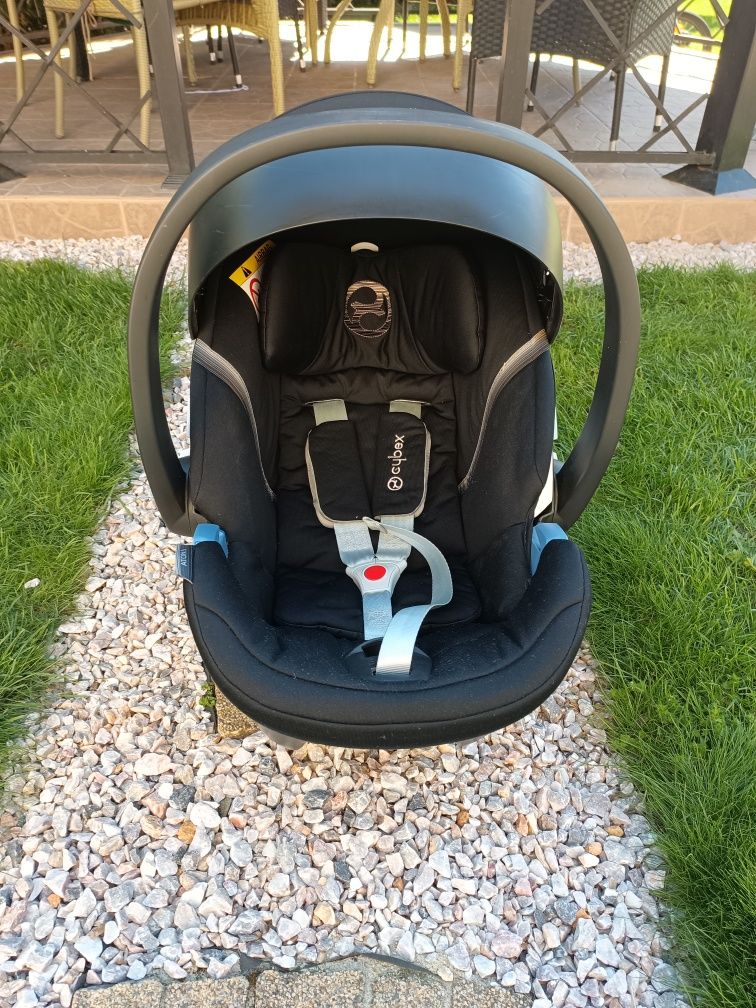 Nosidełko Cybex wraz z adapterami