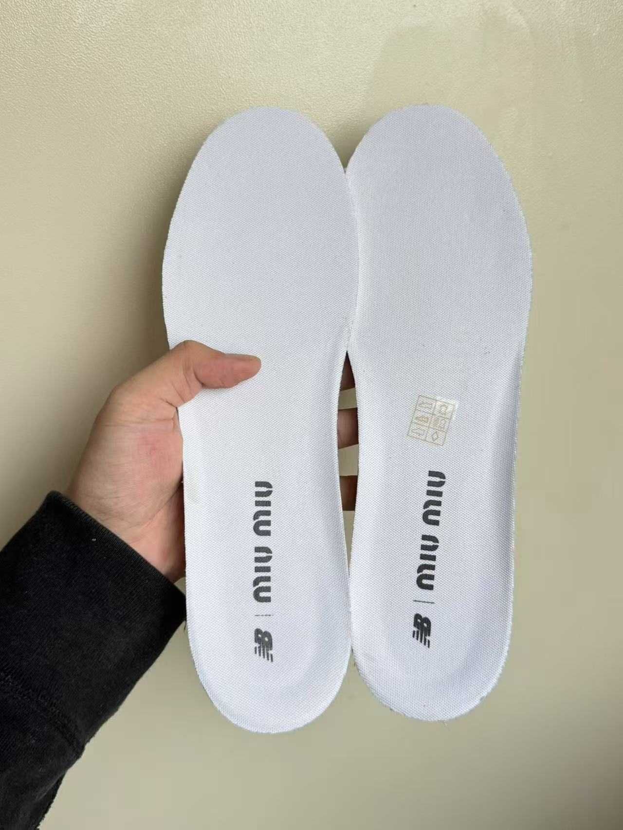 buty_NewBalance_x_MIU MIU_Espadryle R.43