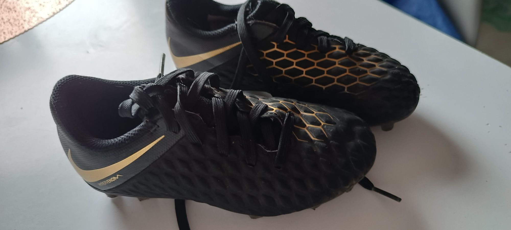 Korki chłopięce dziecięce NIKE SUPERNOVA r. 28 IGŁA