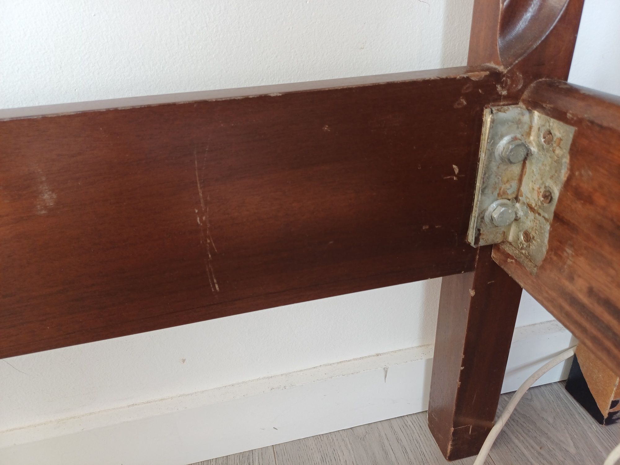 Cama de casal madeira