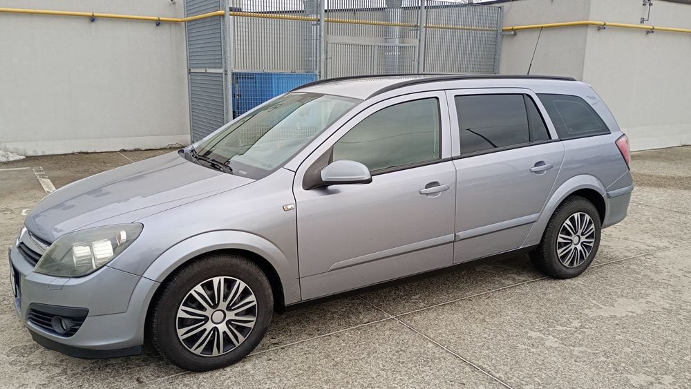 Продам Opel Astra H