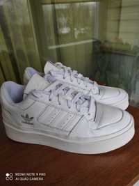 ОРИГІНАЛ 100% Кросівки Adidas Forum Bonega Shoes White Ie4753