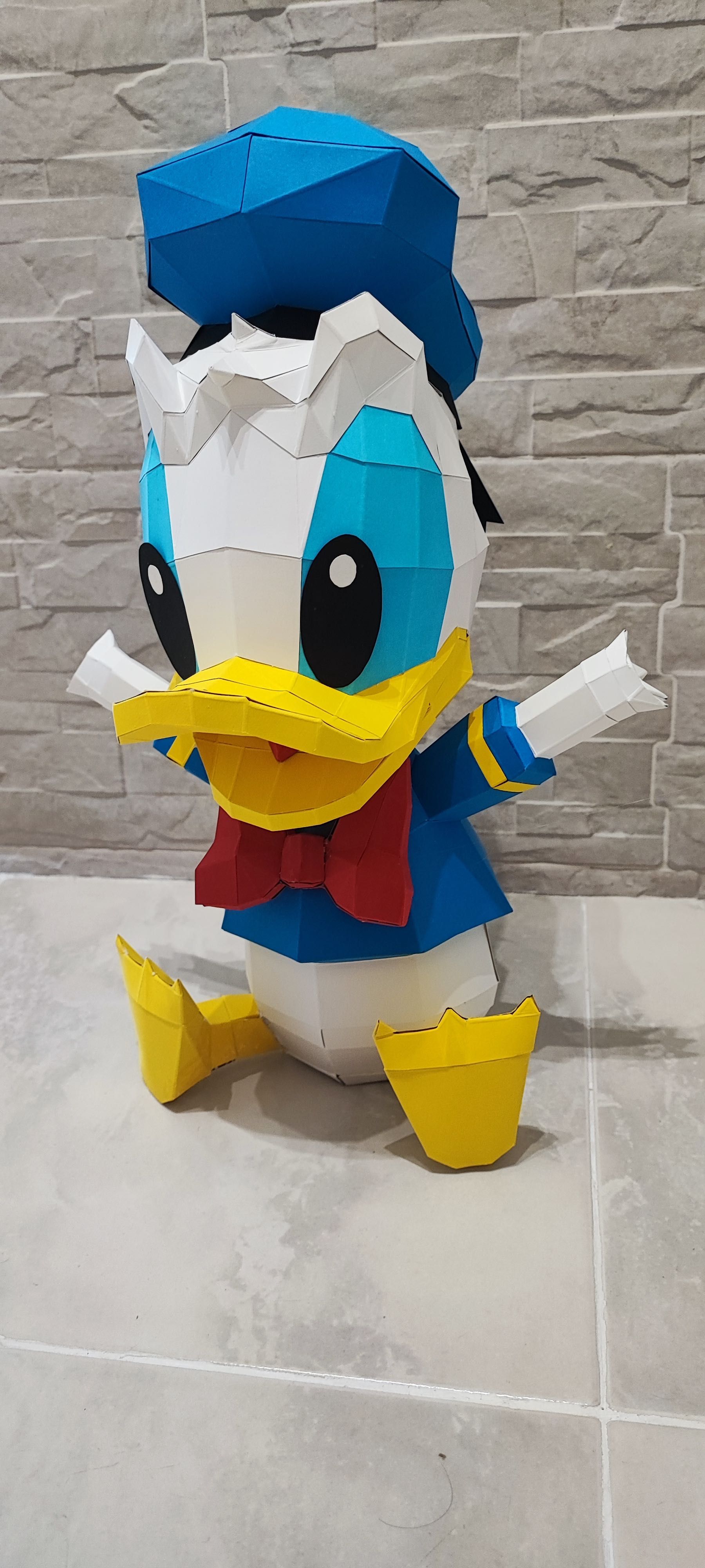 Papercraft Modelo 49 - Donald