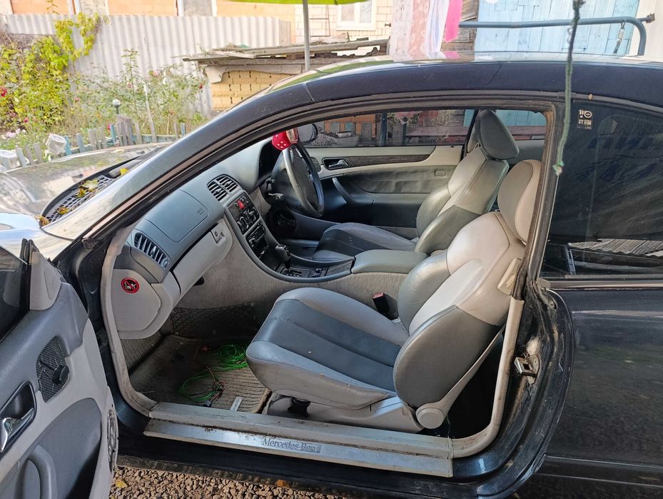 Мерседес 208 купе