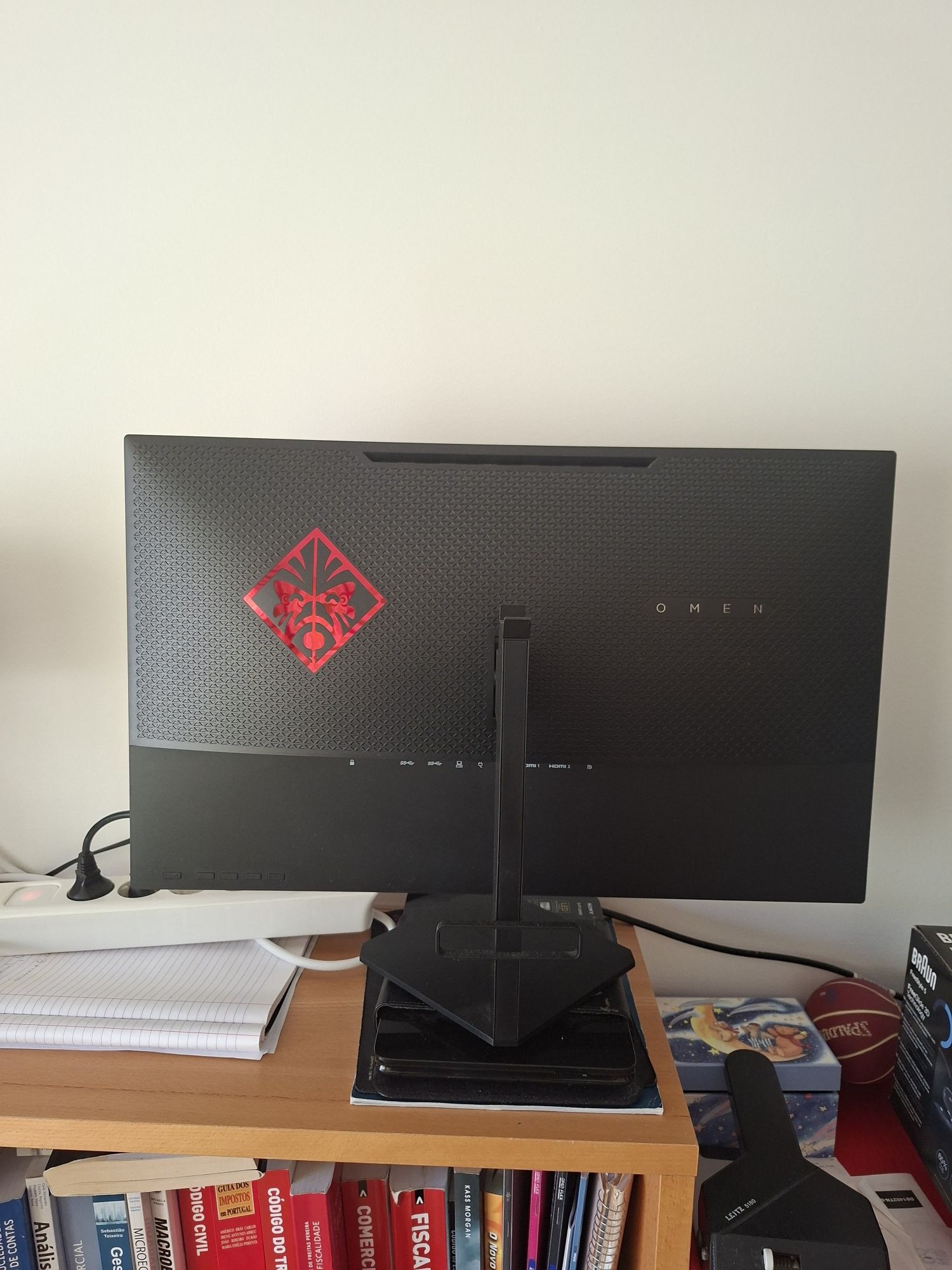 Monitor HP Omen 24 FHD 144Hz