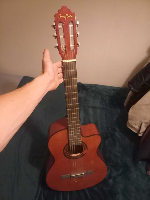 Guitarra Harley Benton