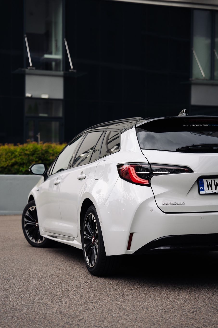 Toyota Corolla Cesja Leasingu Toyota Corolla 1.8 Kombi GR-Sport