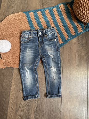 штани джинси потерті рвані  Розмір 24 ​​міс