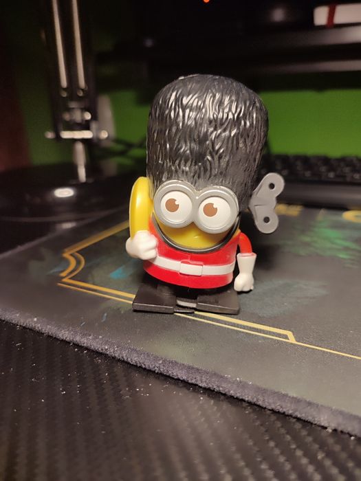 Zabawki z Happy Meal - Minionki 2015 4 sztuki